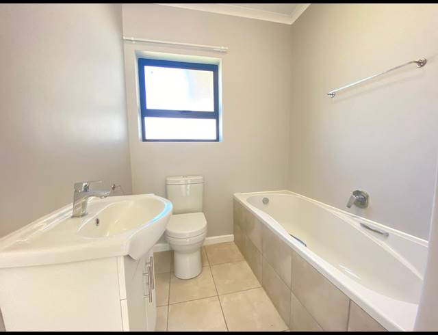2 BEDROOM HOUSE FOR SALE IN PACALTSDORP
